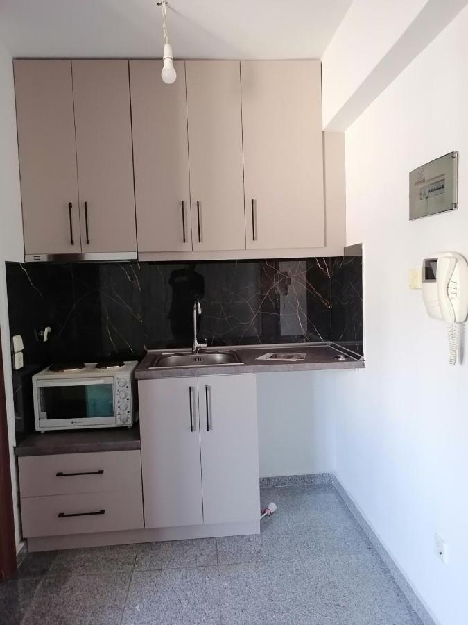 Appartement Plouto Isimeriahomz à Thessalonique Extérieur photo
