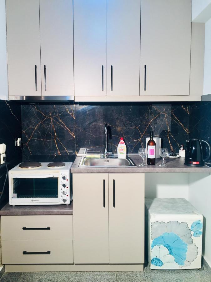 Appartement Plouto Isimeriahomz à Thessalonique Extérieur photo